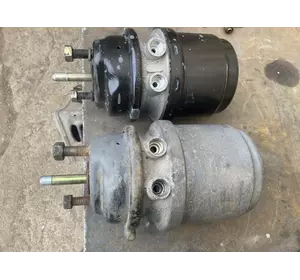 Енергоаккумулятор МАН ТГА ТГХ MAN TGA TGX 81504106733 Енергоаккумулятор МАН ТГА ТГХ MAN TGA TGX 81504106733